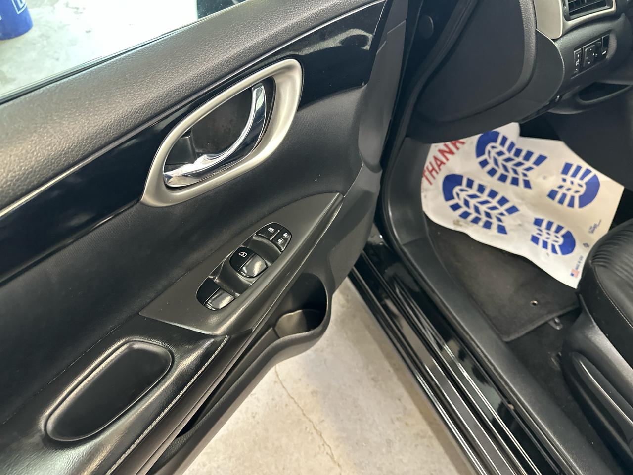 Nissan Sentra SV CVT 2017