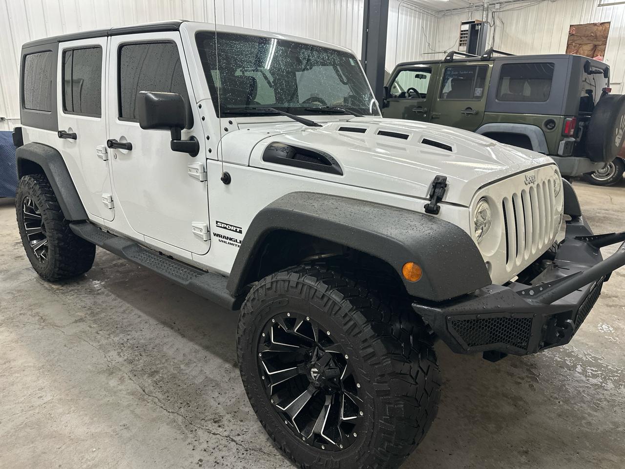 Jeep Wrangler Unlimited 4WD 4dr Sport 2016