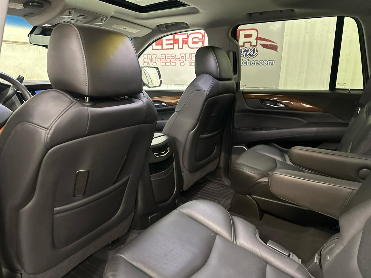 Cadillac Escalade 4WD 4dr Luxury 2017
