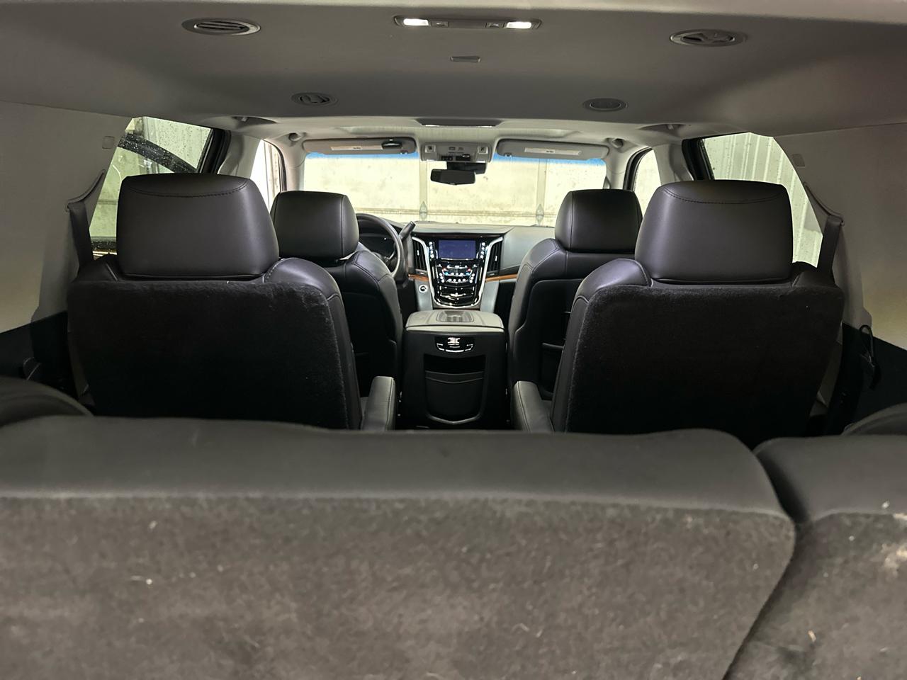 Cadillac Escalade 4WD 4dr Luxury 2017