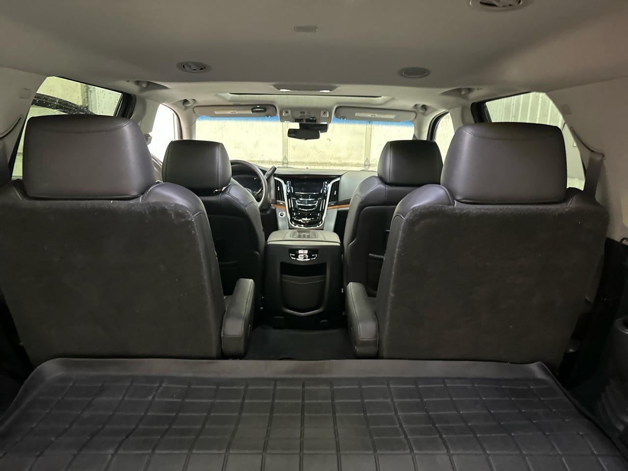 Cadillac Escalade 4WD 4dr Luxury 2017