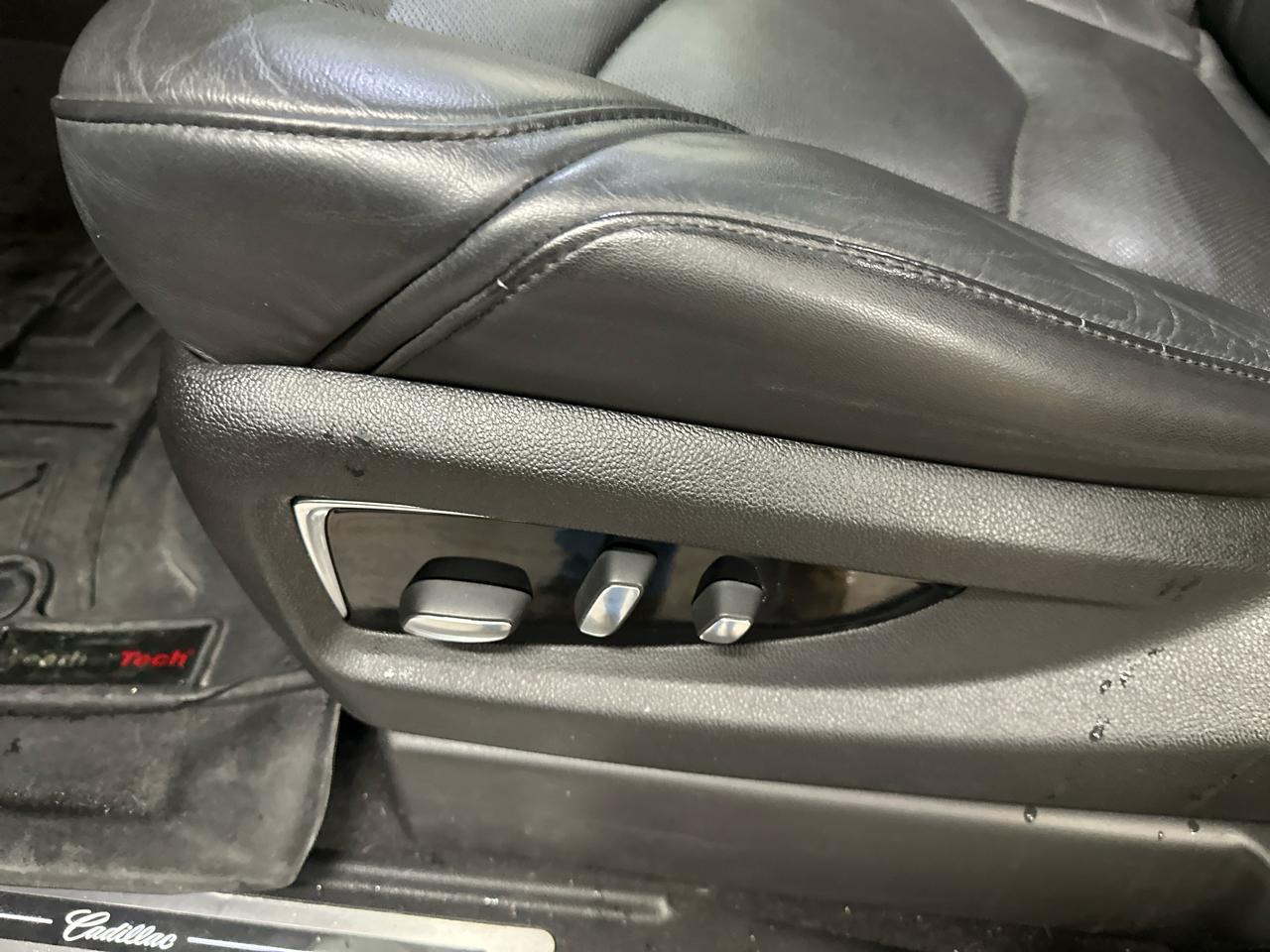 Cadillac Escalade 4WD 4dr Luxury 2017