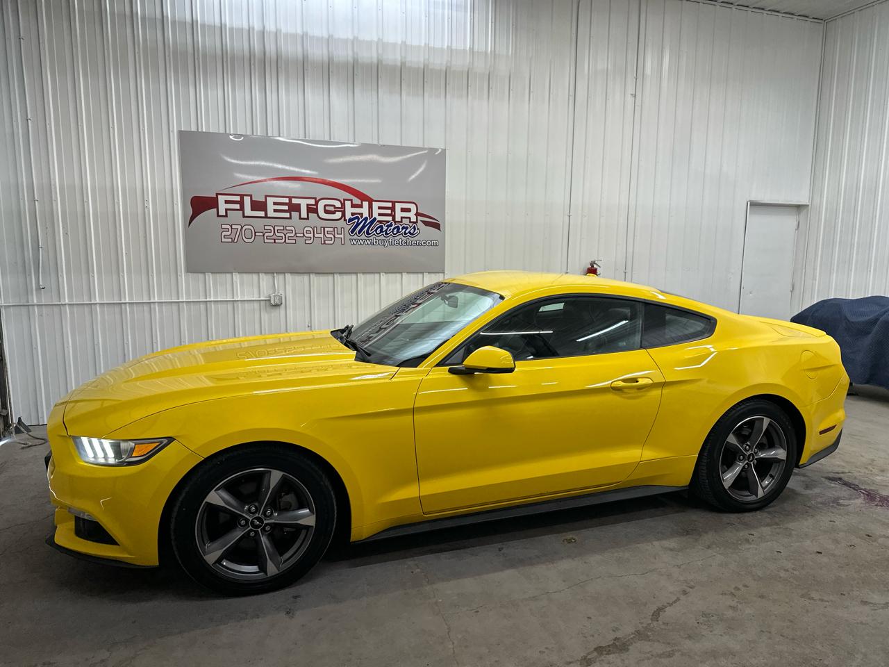Ford Mustang 2dr Fastback EcoBoost 2015