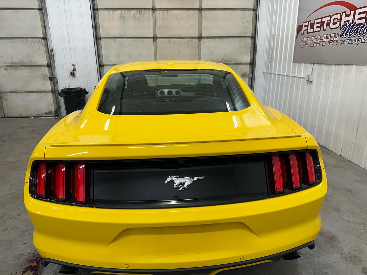 Ford Mustang 2dr Fastback EcoBoost 2015