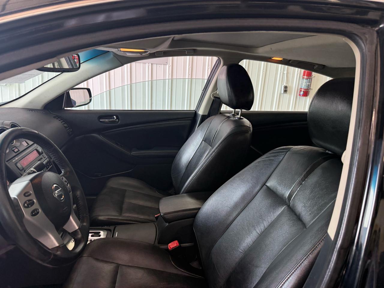 Nissan Altima 4dr Sdn I4 CVT 2.5 SL 2009