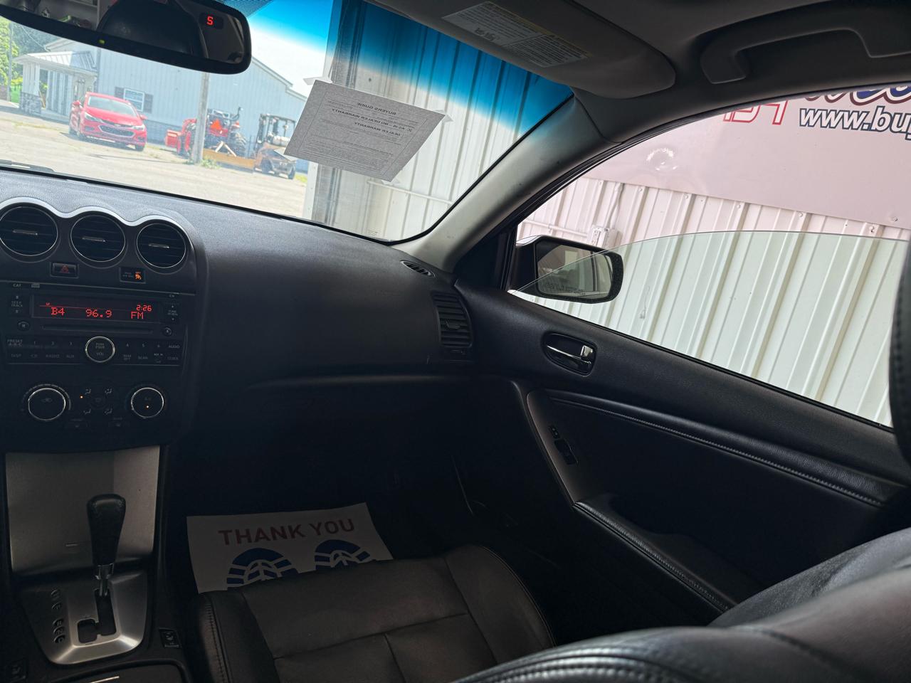 Nissan Altima 4dr Sdn I4 CVT 2.5 SL 2009