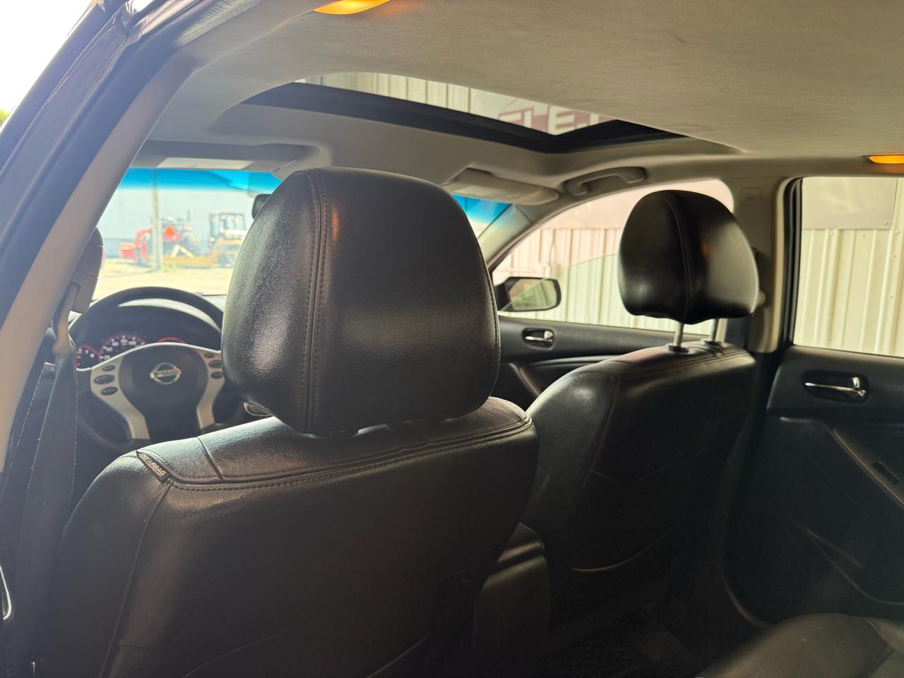 Nissan Altima 4dr Sdn I4 CVT 2.5 SL 2009