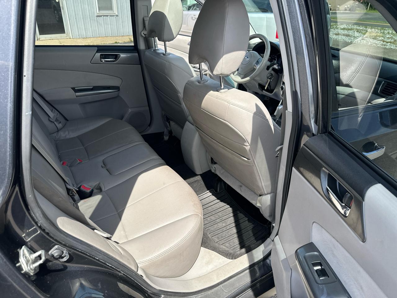 Subaru Forester 4dr Auto 2.5X Touring 2013
