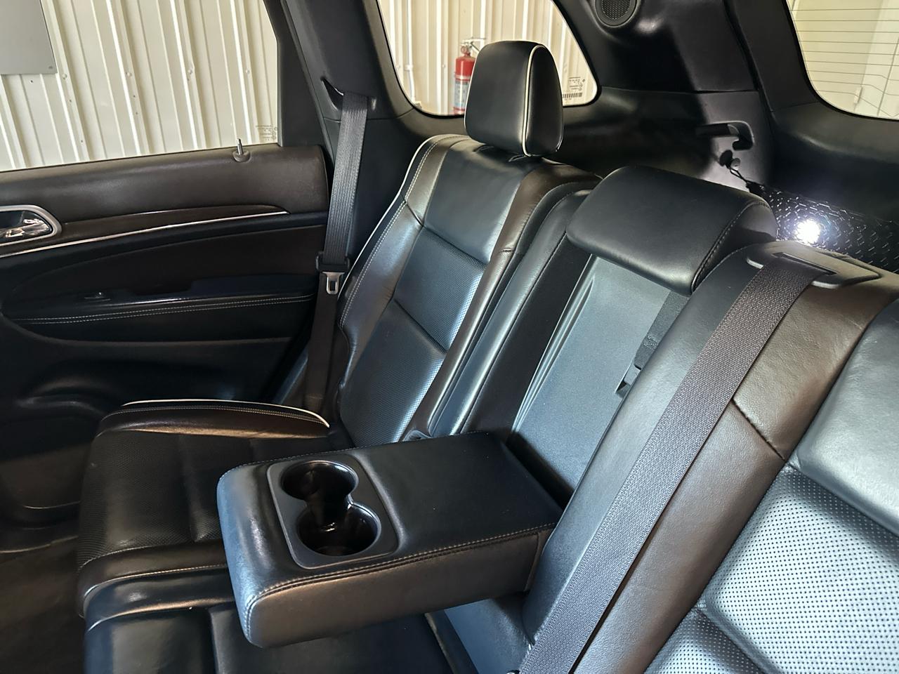 Jeep Grand Cherokee 4WD 4dr Overland 2014