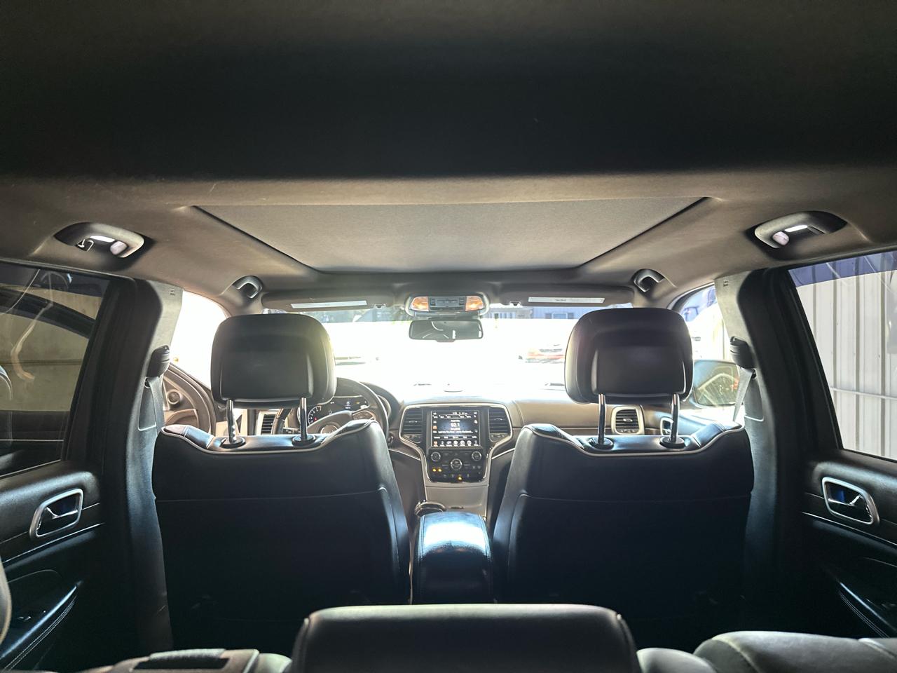 Jeep Grand Cherokee 4WD 4dr Overland 2014