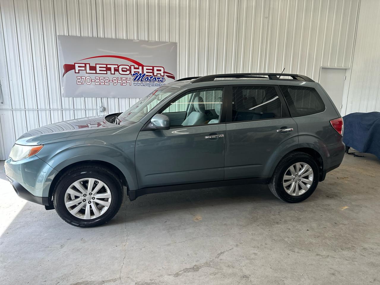 Subaru Forester 4dr Auto 2.5X Premium 2013