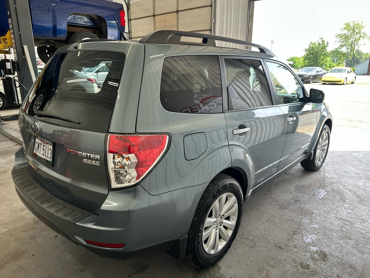 Subaru Forester 4dr Auto 2.5X Premium 2013