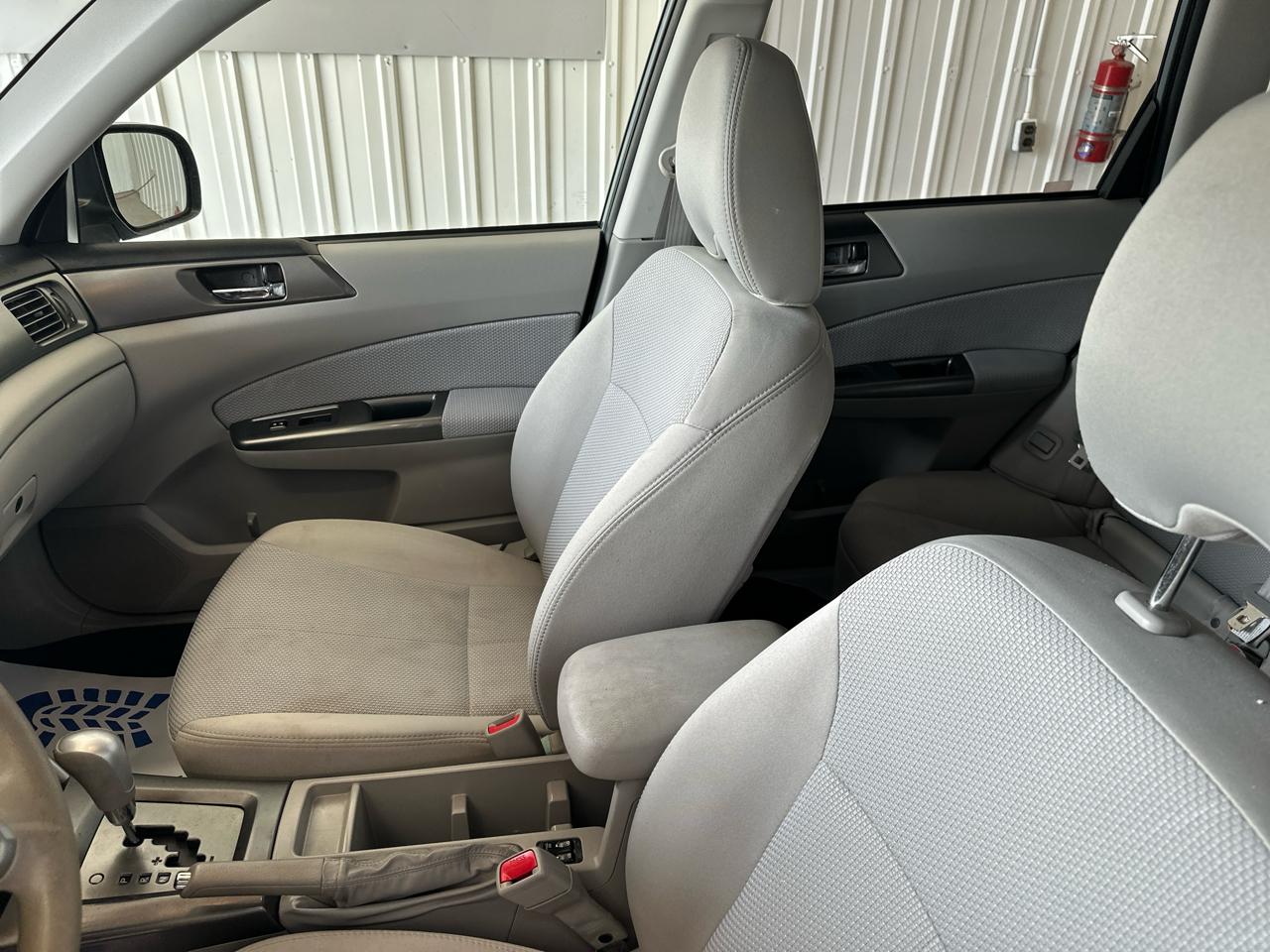 Subaru Forester 4dr Auto 2.5X Premium 2013