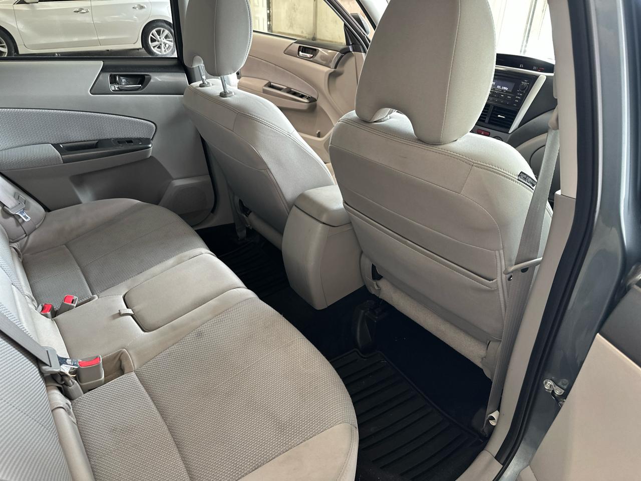Subaru Forester 4dr Auto 2.5X Premium 2013