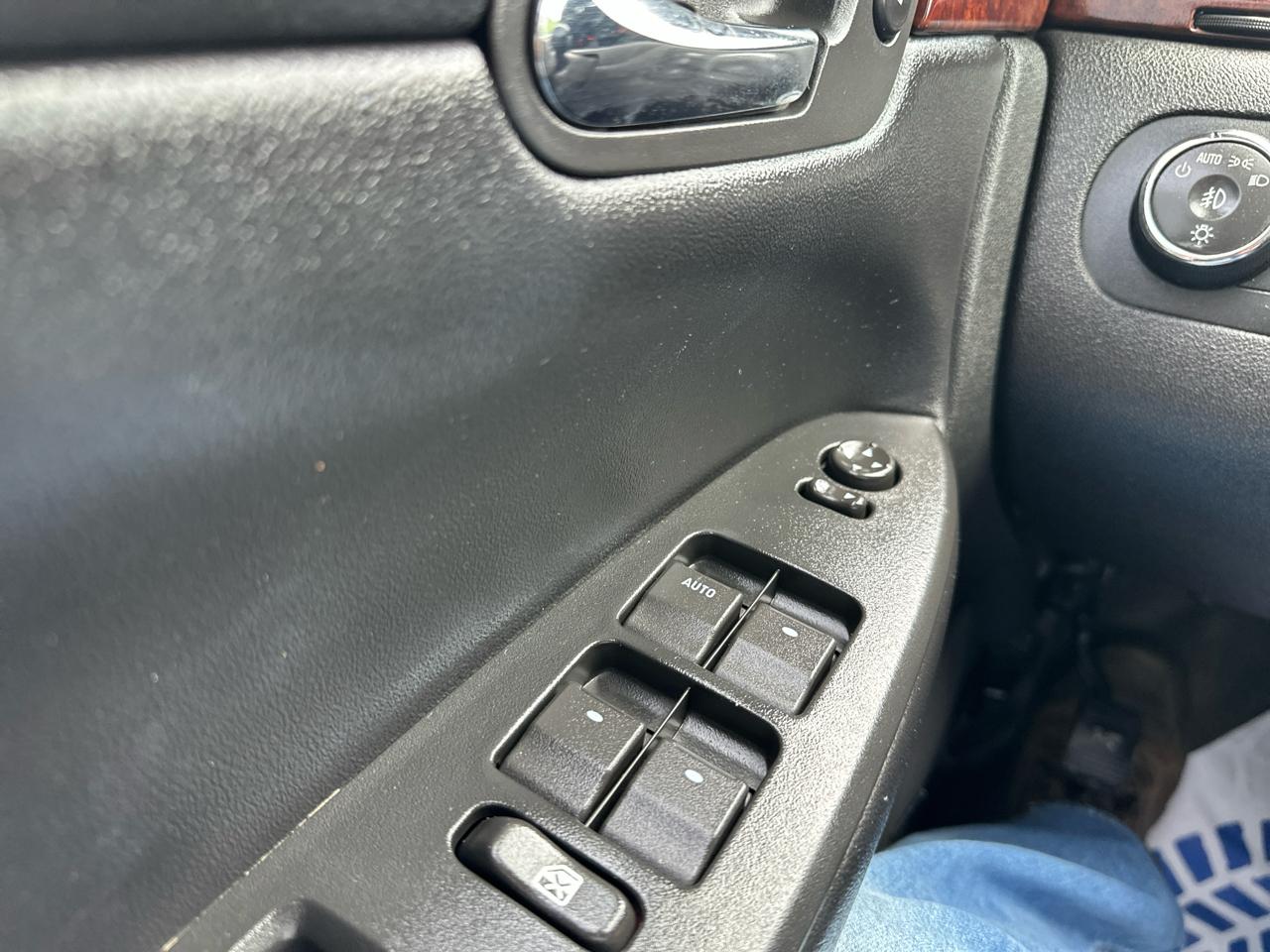 Chevrolet Impala 4dr Sdn LT Fleet 2011