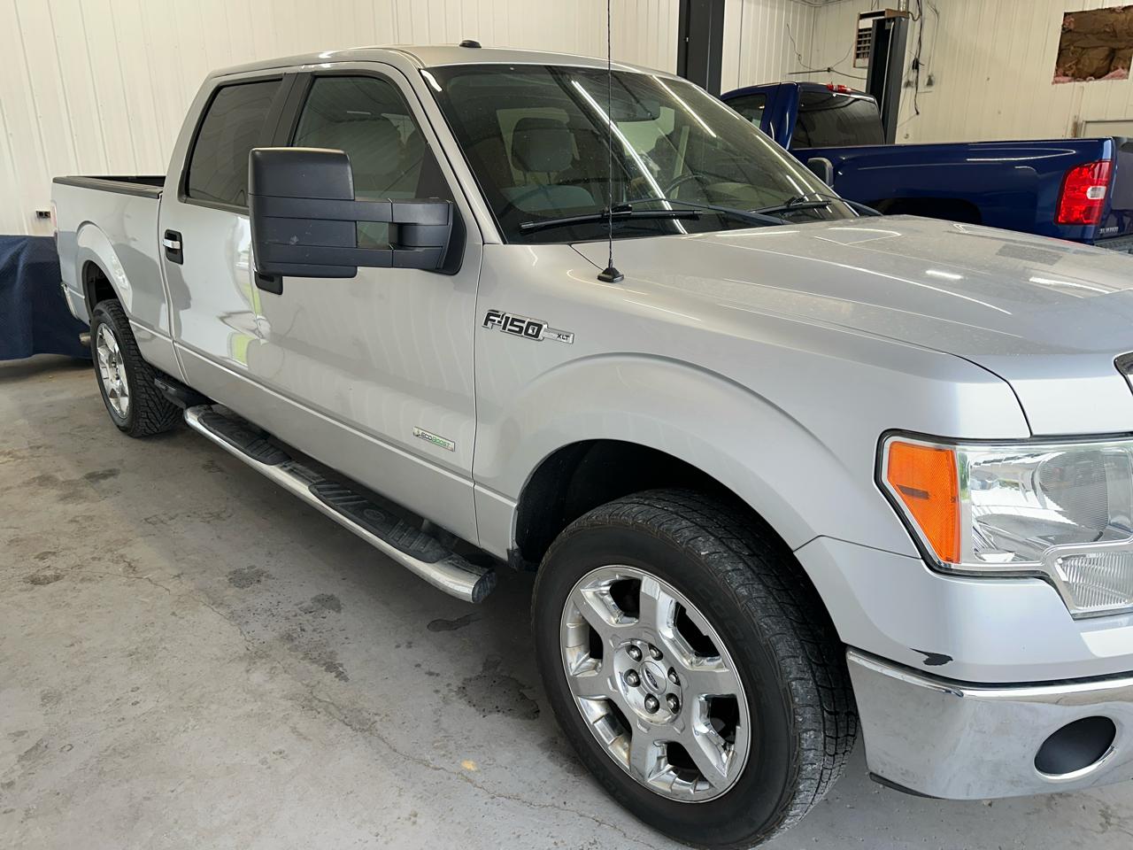 Ford F-150 4WD SuperCrew 145" XLT 2013