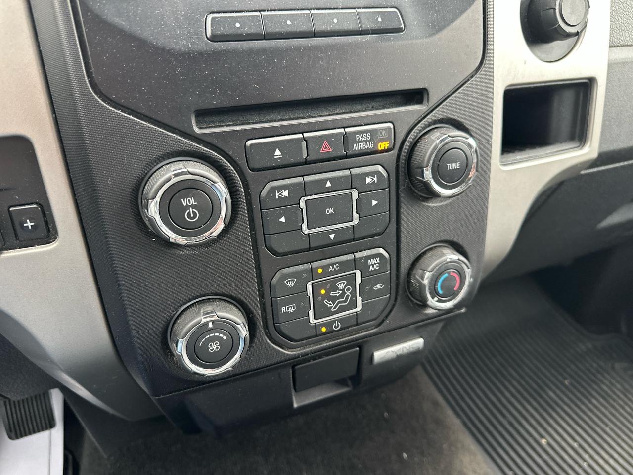 Ford F-150 4WD SuperCrew 145" XLT 2013