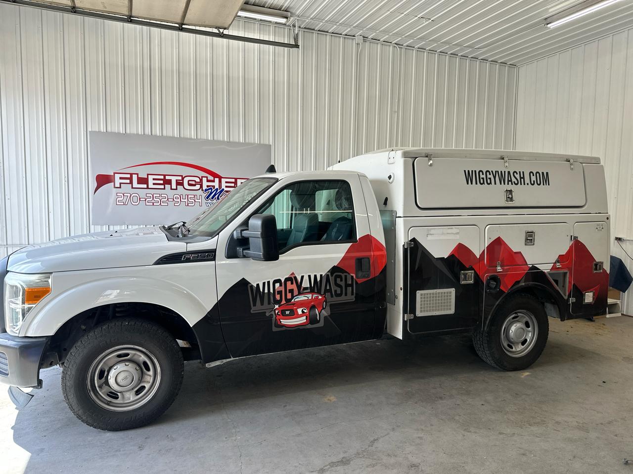 Ford Super Duty F-350 SRW 2WD Reg Cab 137" XLT 2013
