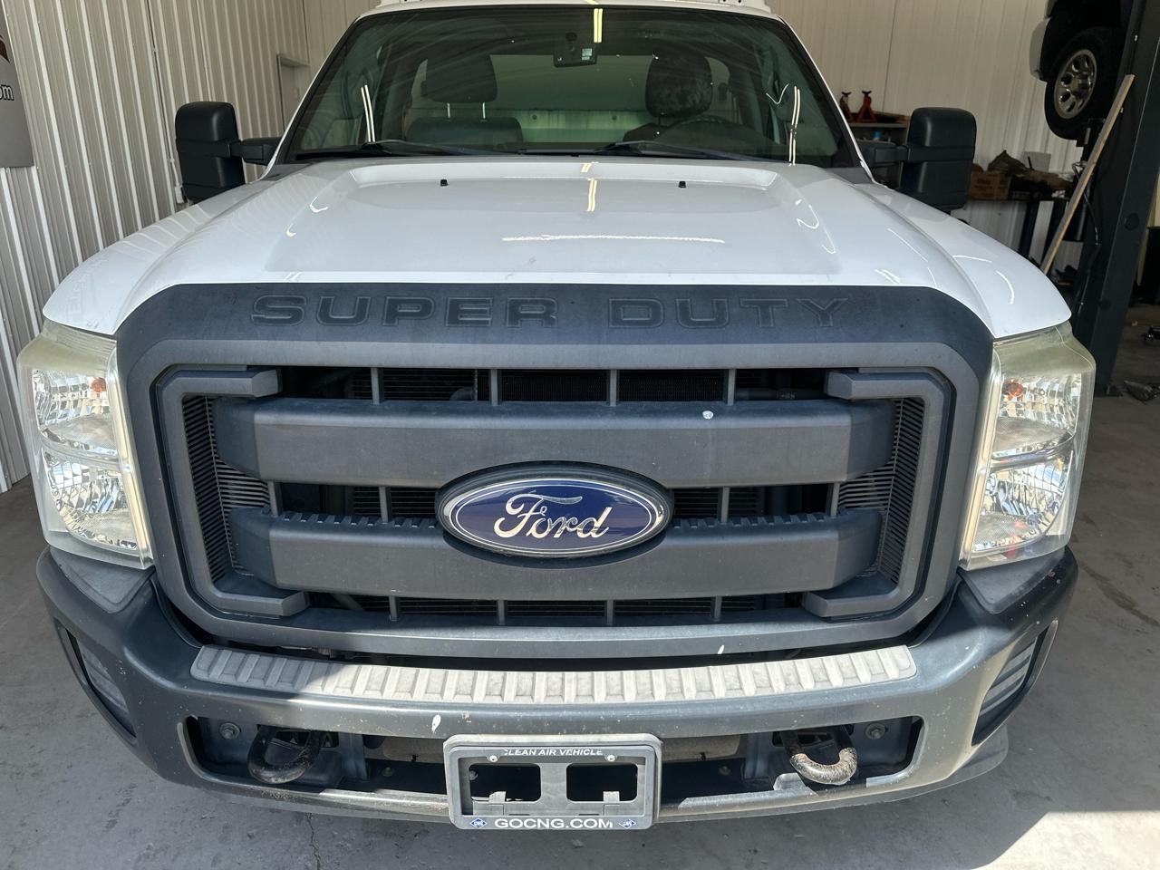 Ford Super Duty F-350 SRW 2WD Reg Cab 137" XLT 2013