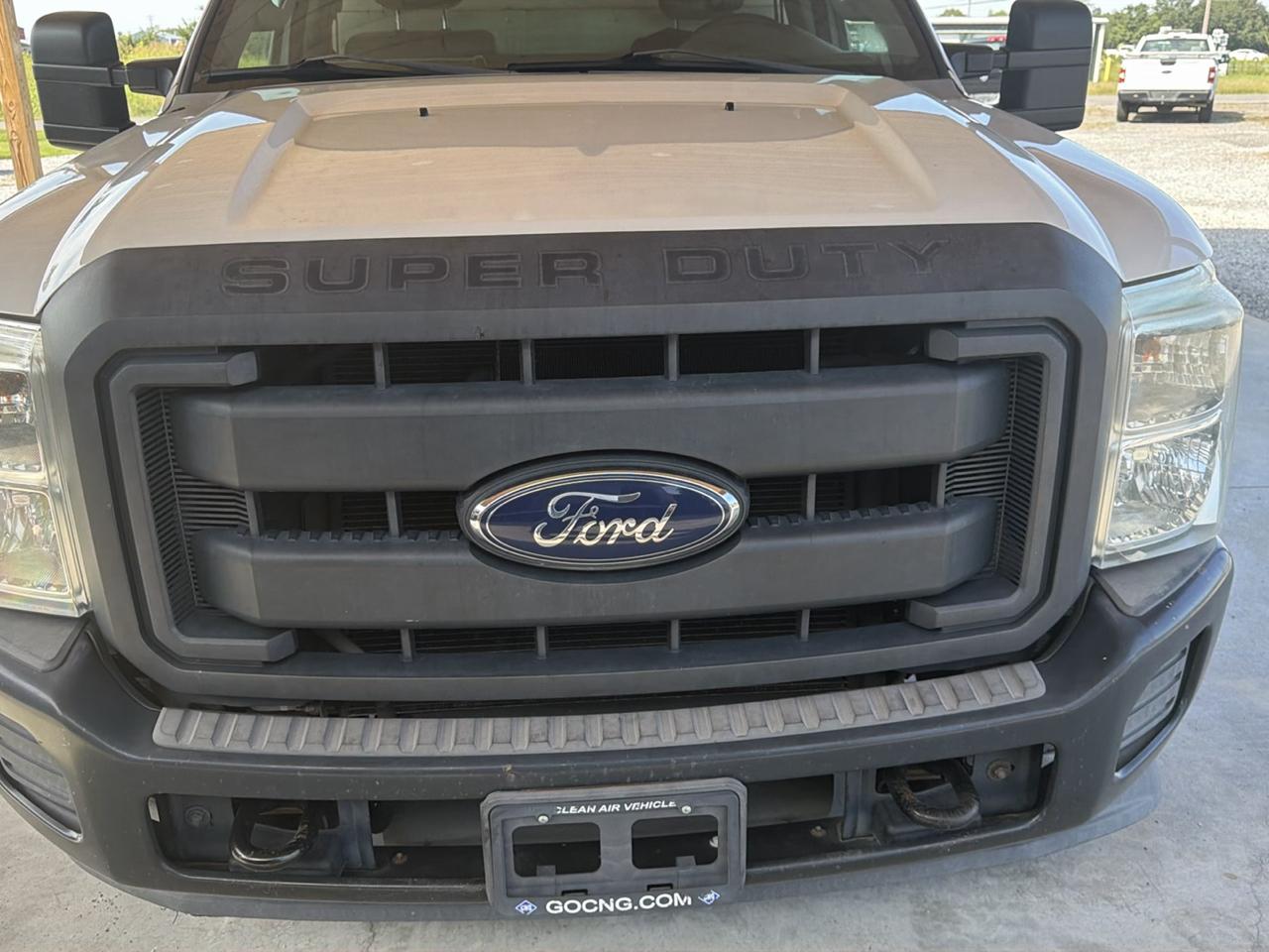 Ford Super Duty F-350 SRW 2WD Reg Cab 137" XLT 2013