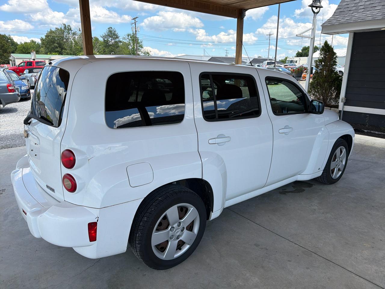 Chevrolet HHR FWD 4dr LS 2010
