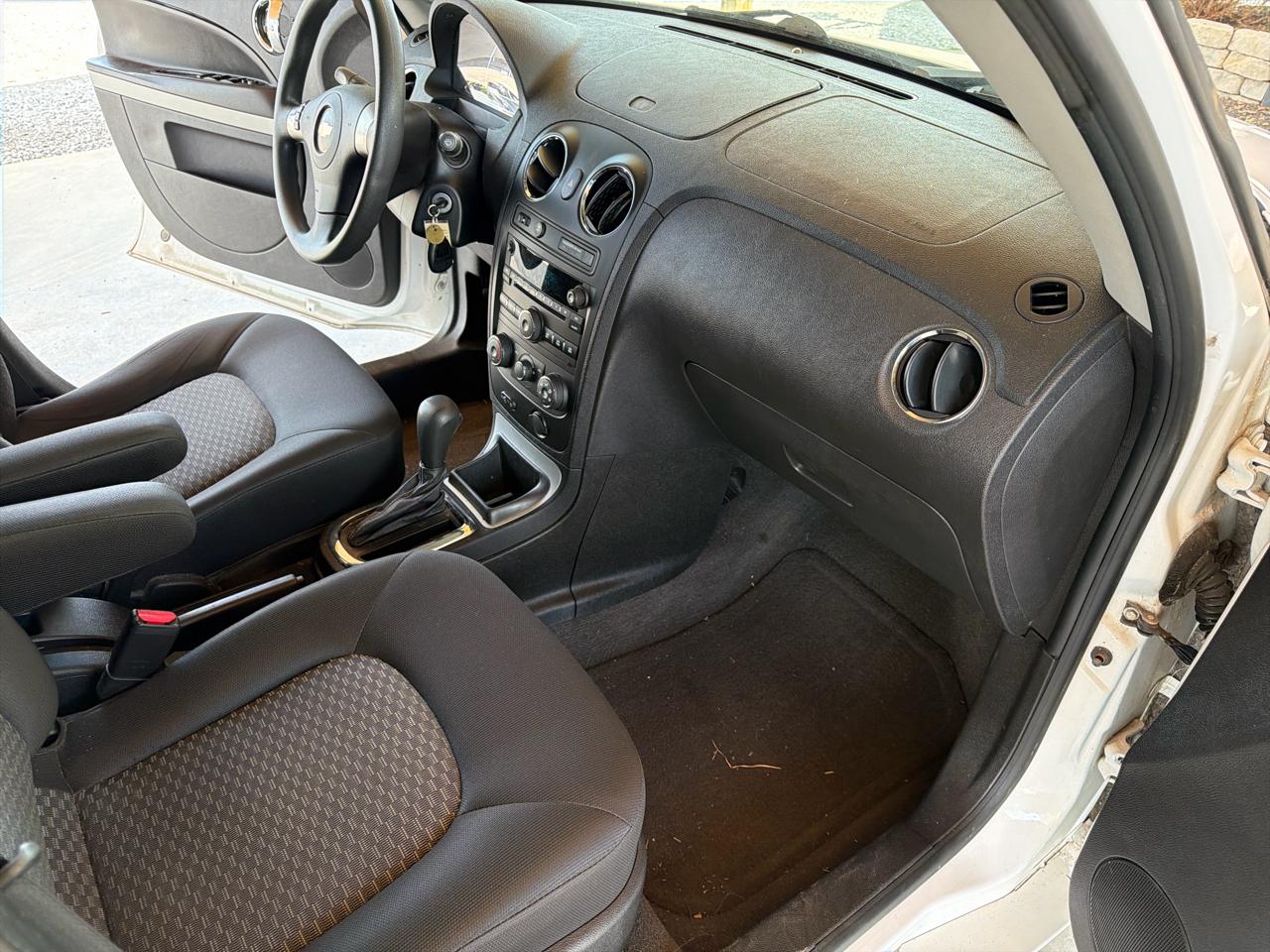 Chevrolet HHR FWD 4dr LS 2010