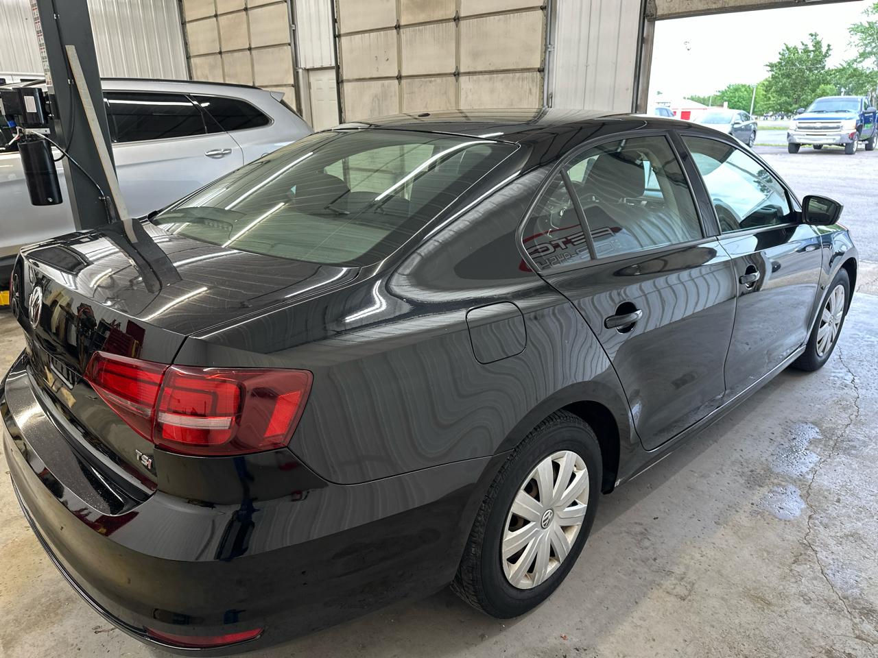 Volkswagen Jetta Sedan 4dr Auto 1.4T S 2016