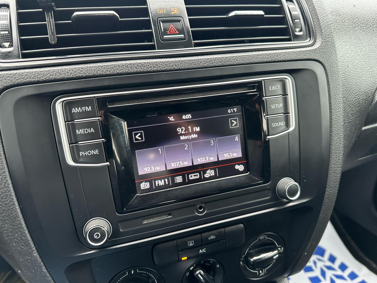 Volkswagen Jetta Sedan 4dr Auto 1.4T S 2016