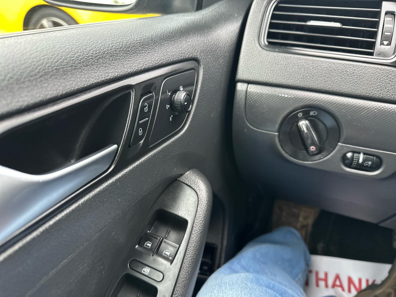 Volkswagen Jetta Sedan 4dr Auto 1.4T S 2016