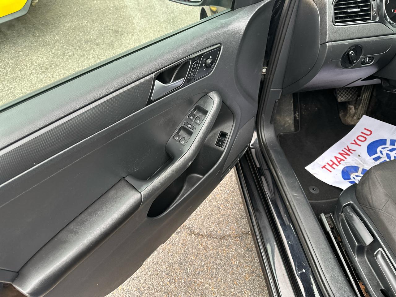 Volkswagen Jetta Sedan 4dr Auto 1.4T S 2016