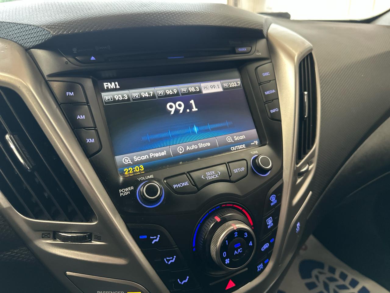 Hyundai Veloster 3dr Cpe Auto 2016