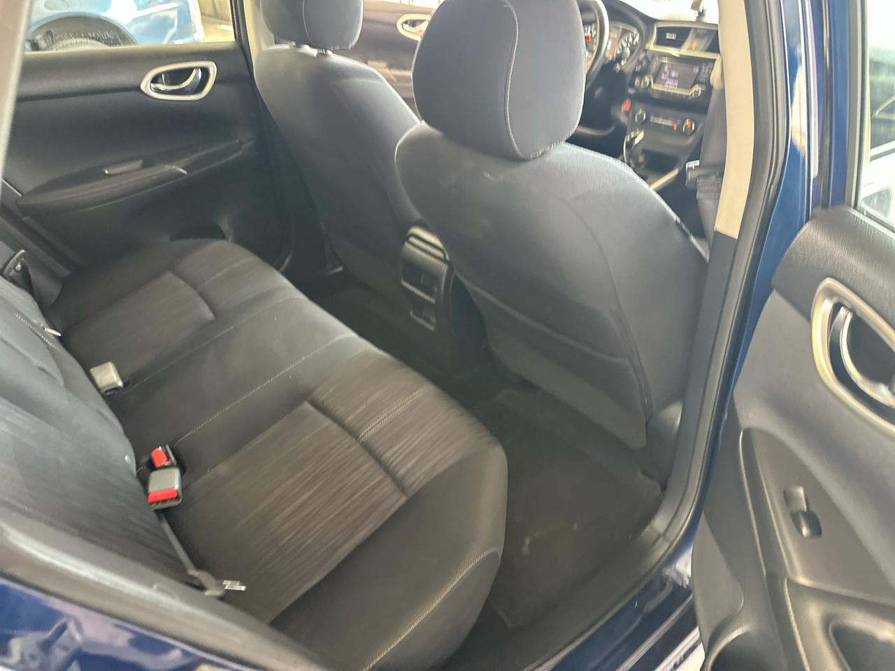 Nissan Sentra SV CVT 2017