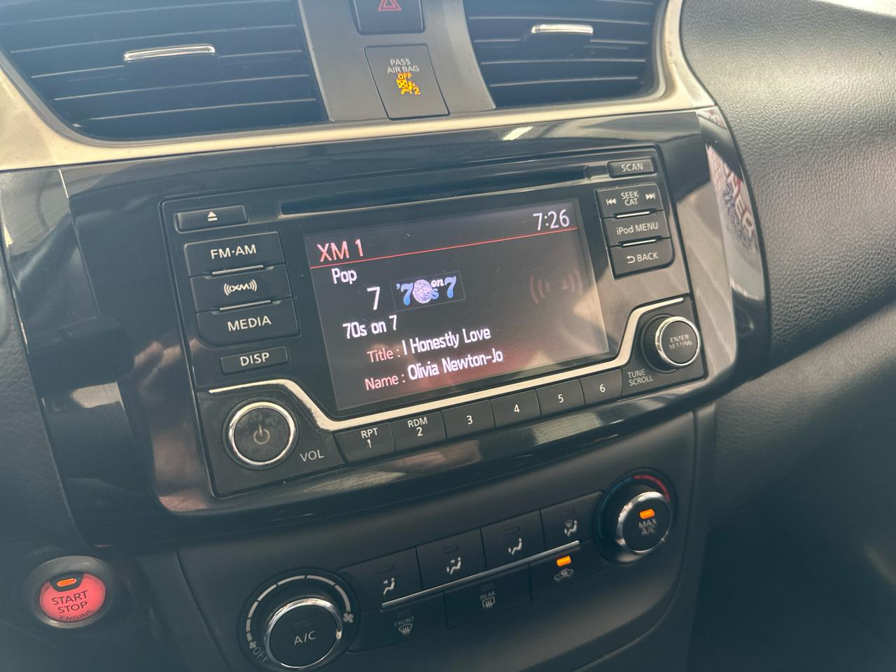 Nissan Sentra SV CVT 2017