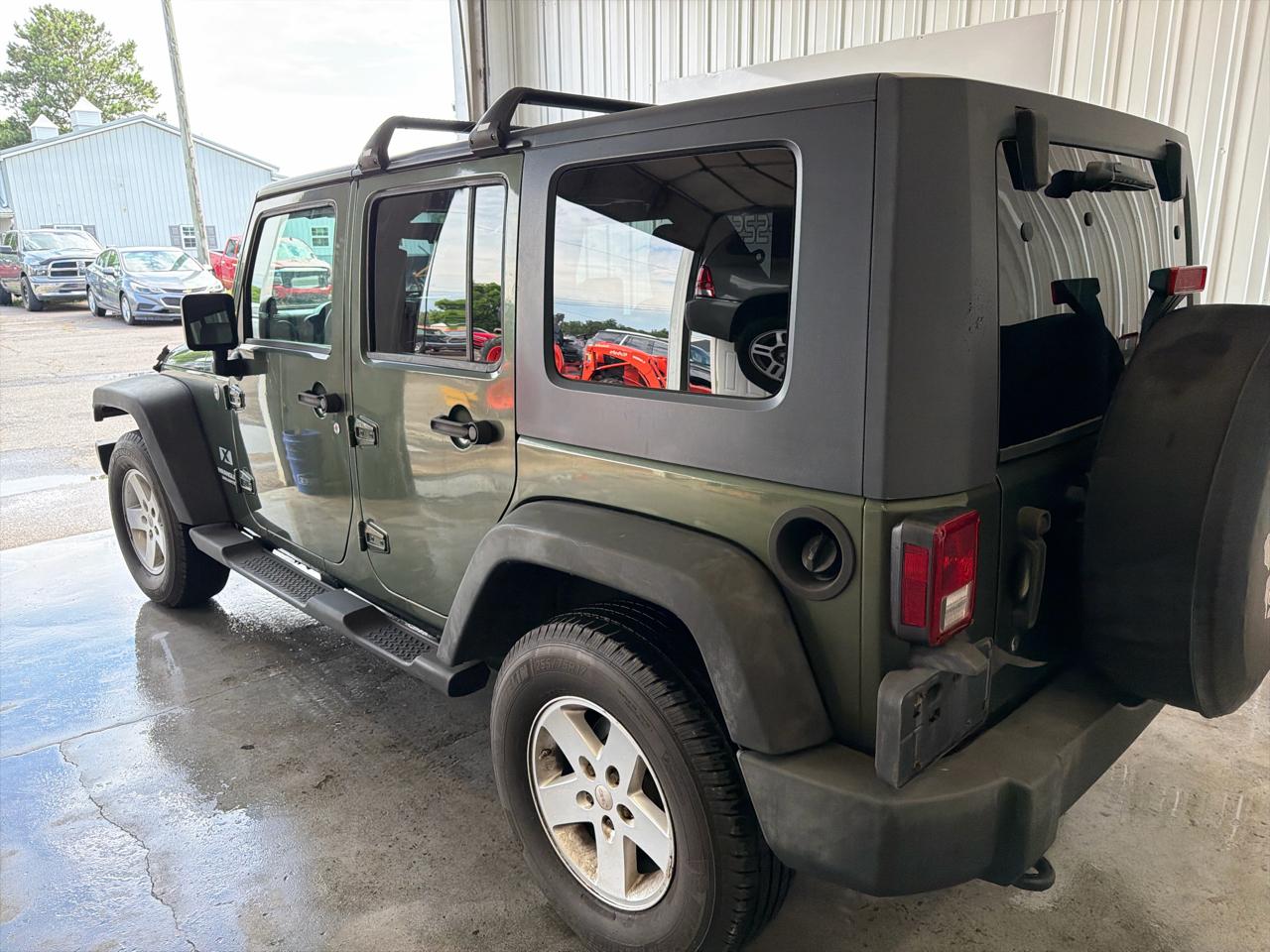 Jeep Wrangler Unlimited 4WD 4dr X 2009