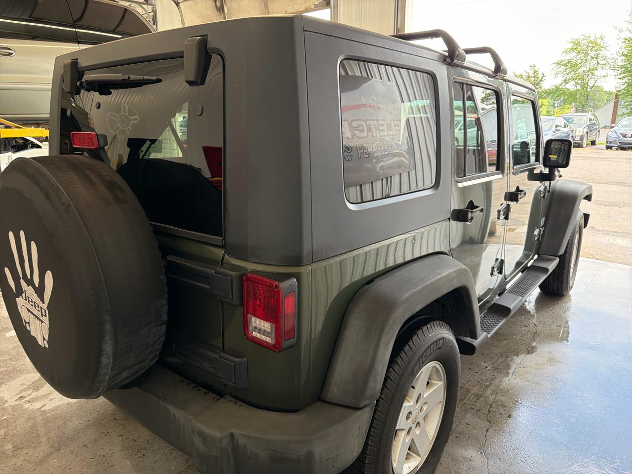 Jeep Wrangler Unlimited 4WD 4dr X 2009