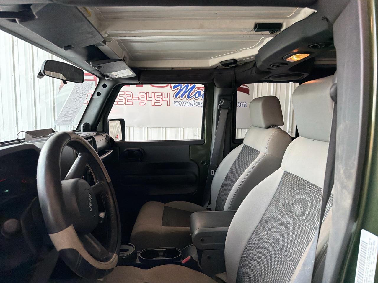 Jeep Wrangler Unlimited 4WD 4dr X 2009