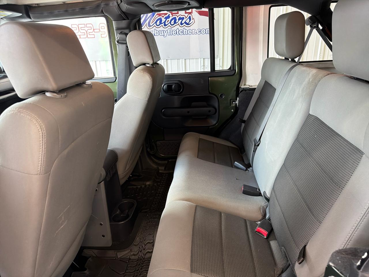 Jeep Wrangler Unlimited 4WD 4dr X 2009