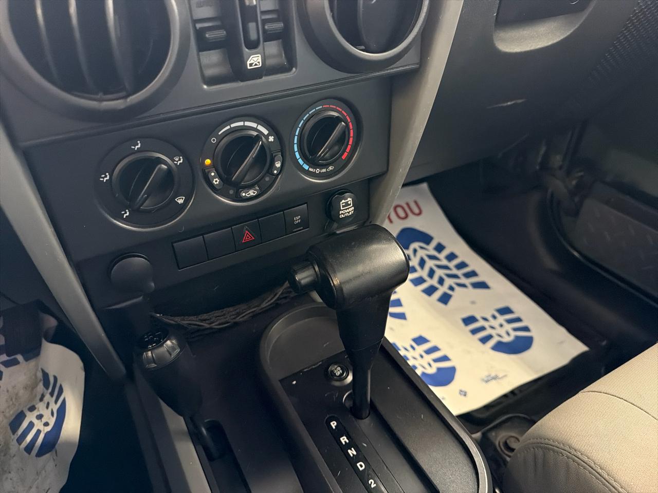 Jeep Wrangler Unlimited 4WD 4dr X 2009