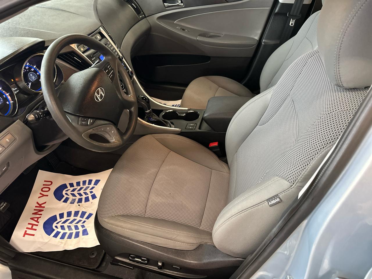 Hyundai Sonata 4dr Sdn 2.4L Auto GLS 2013