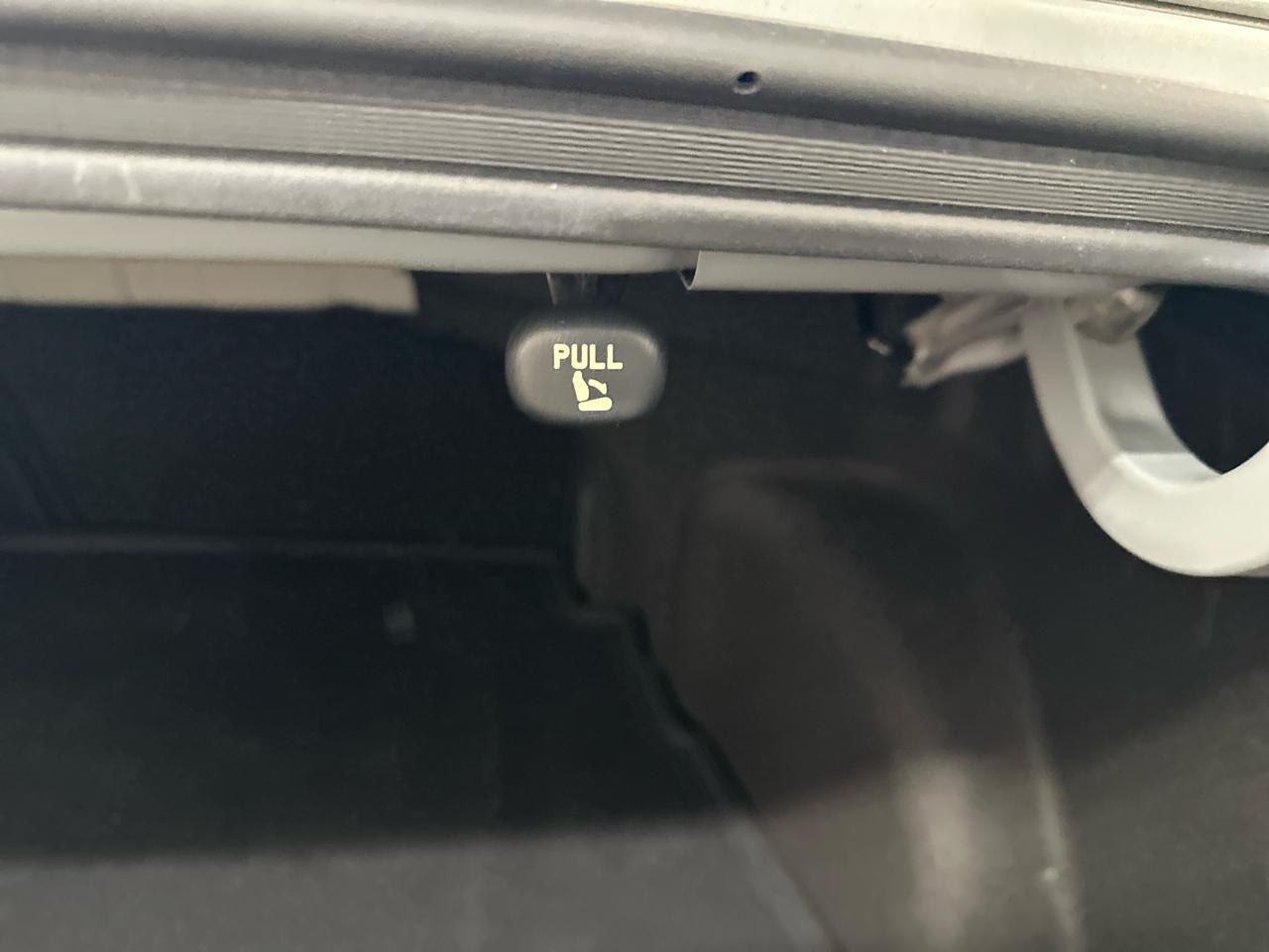 Hyundai Sonata 4dr Sdn 2.4L Auto GLS 2013