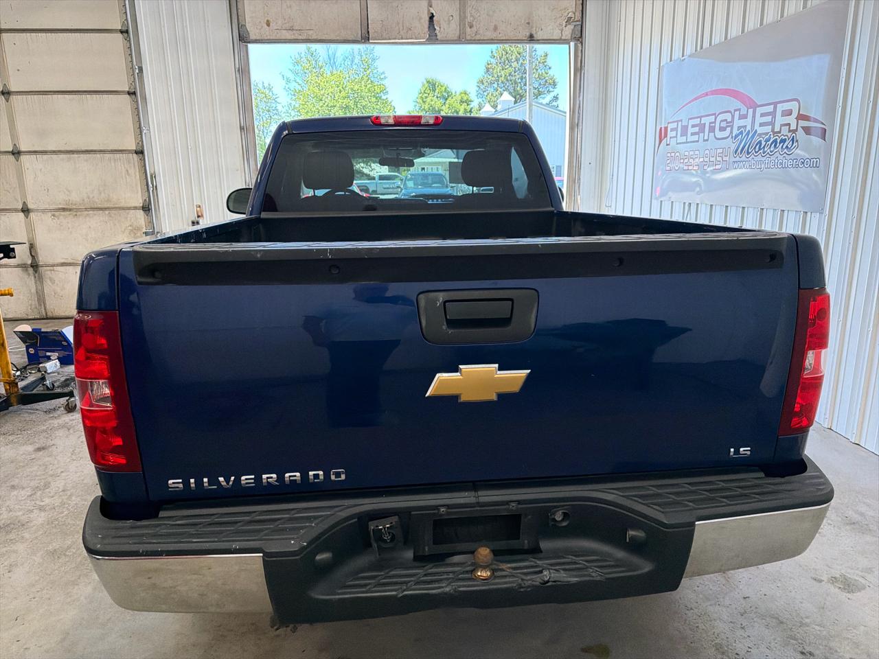 Chevrolet Silverado 1500 2WD Reg Cab 119.0" Work Truck 2013