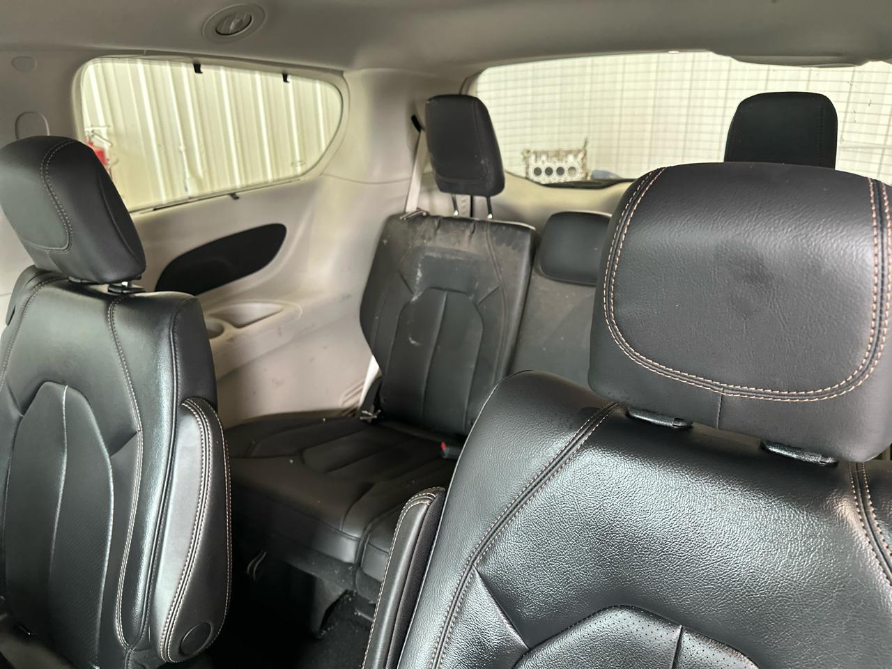 Chrysler Pacifica Touring L FWD 2018