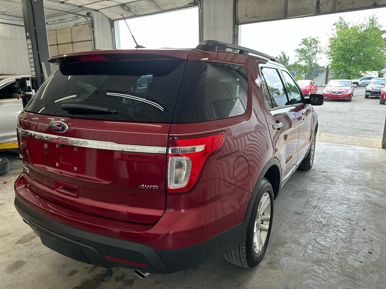 Ford Explorer 4WD 4dr XLT 2014