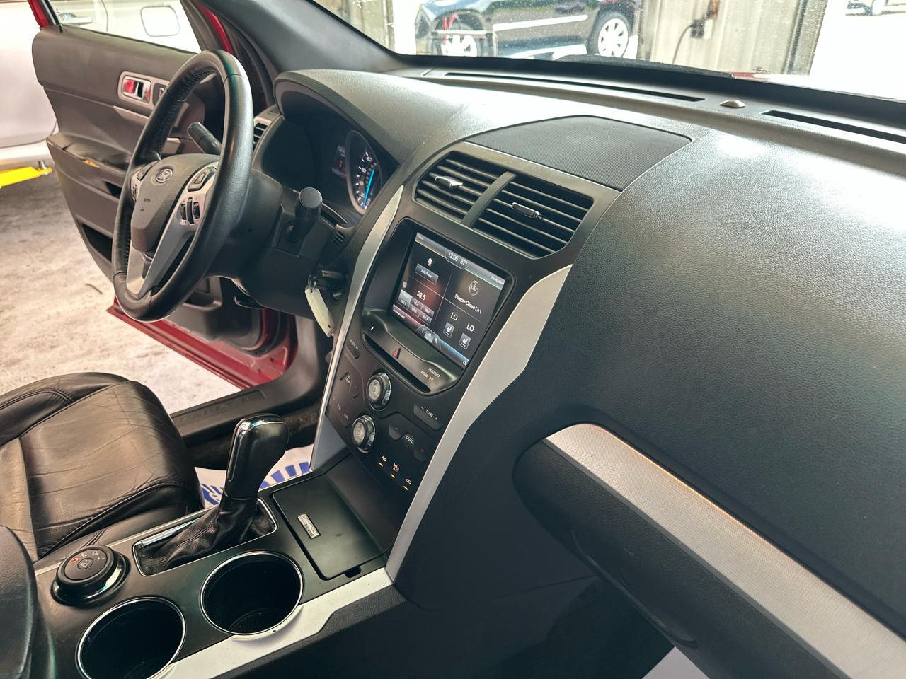 Ford Explorer 4WD 4dr XLT 2014