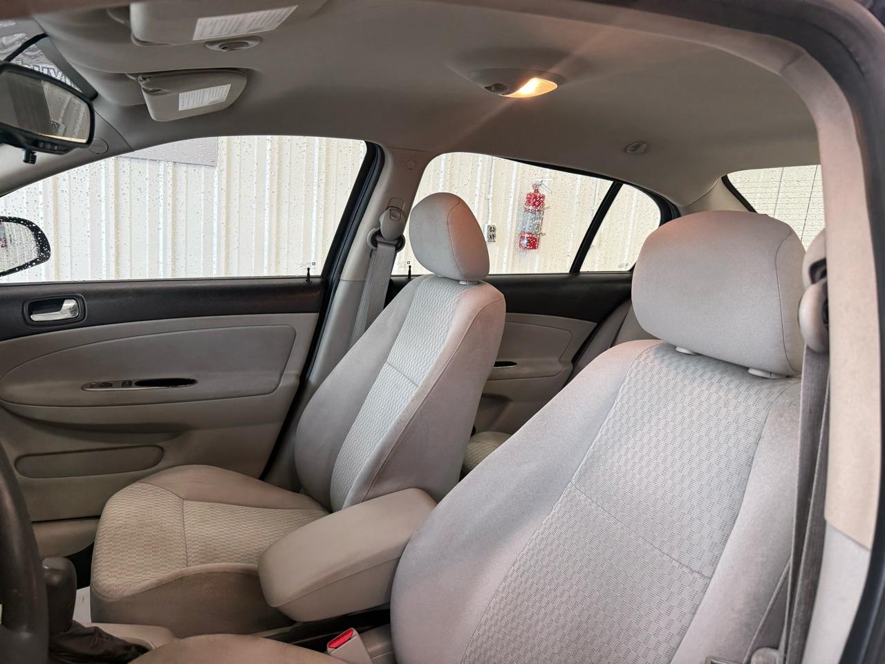 Chevrolet Cobalt 4dr Sdn LT w/1LT 2010