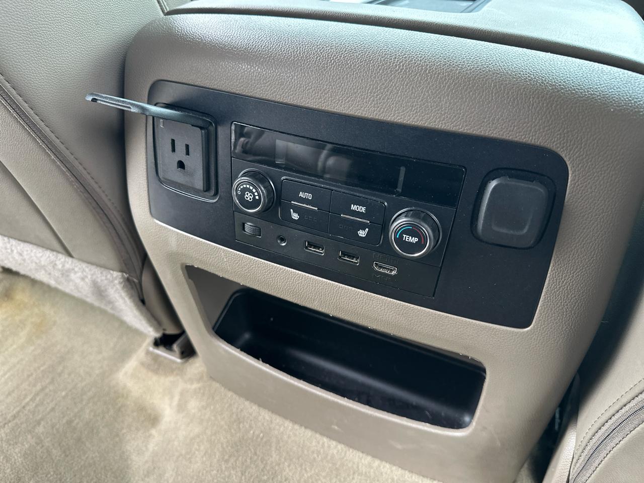 GMC Yukon XL 2WD 4dr SLT 2018