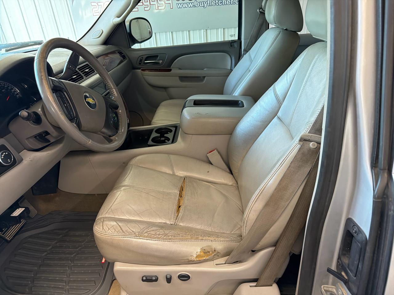 Chevrolet Silverado 1500 4WD Ext Cab 143.5" LTZ 2011