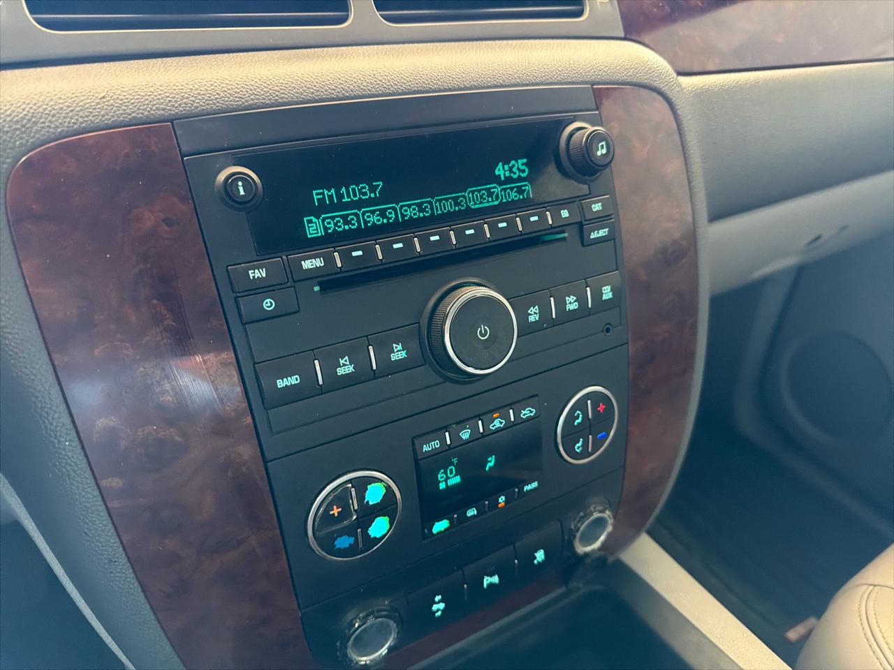 Chevrolet Silverado 1500 4WD Ext Cab 143.5" LTZ 2011