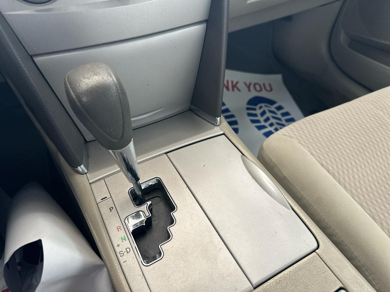Toyota Camry 4dr Sdn I4 Manual LE (Natl) 2011