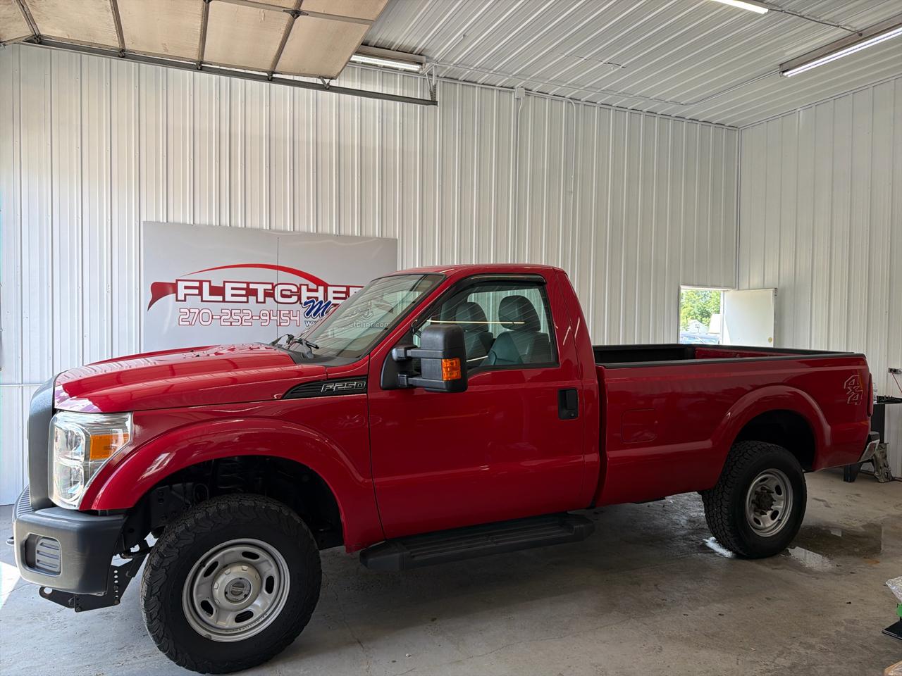 Ford Super Duty F-250 SRW 4WD Reg Cab 137" XL 2015